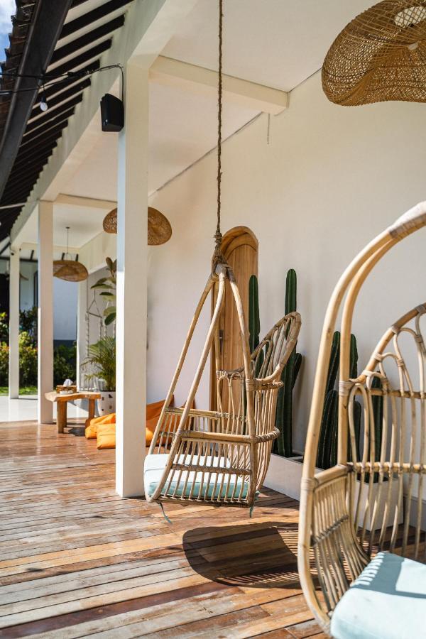 Hotel Shaka Clan Surf Canggu Esterno foto