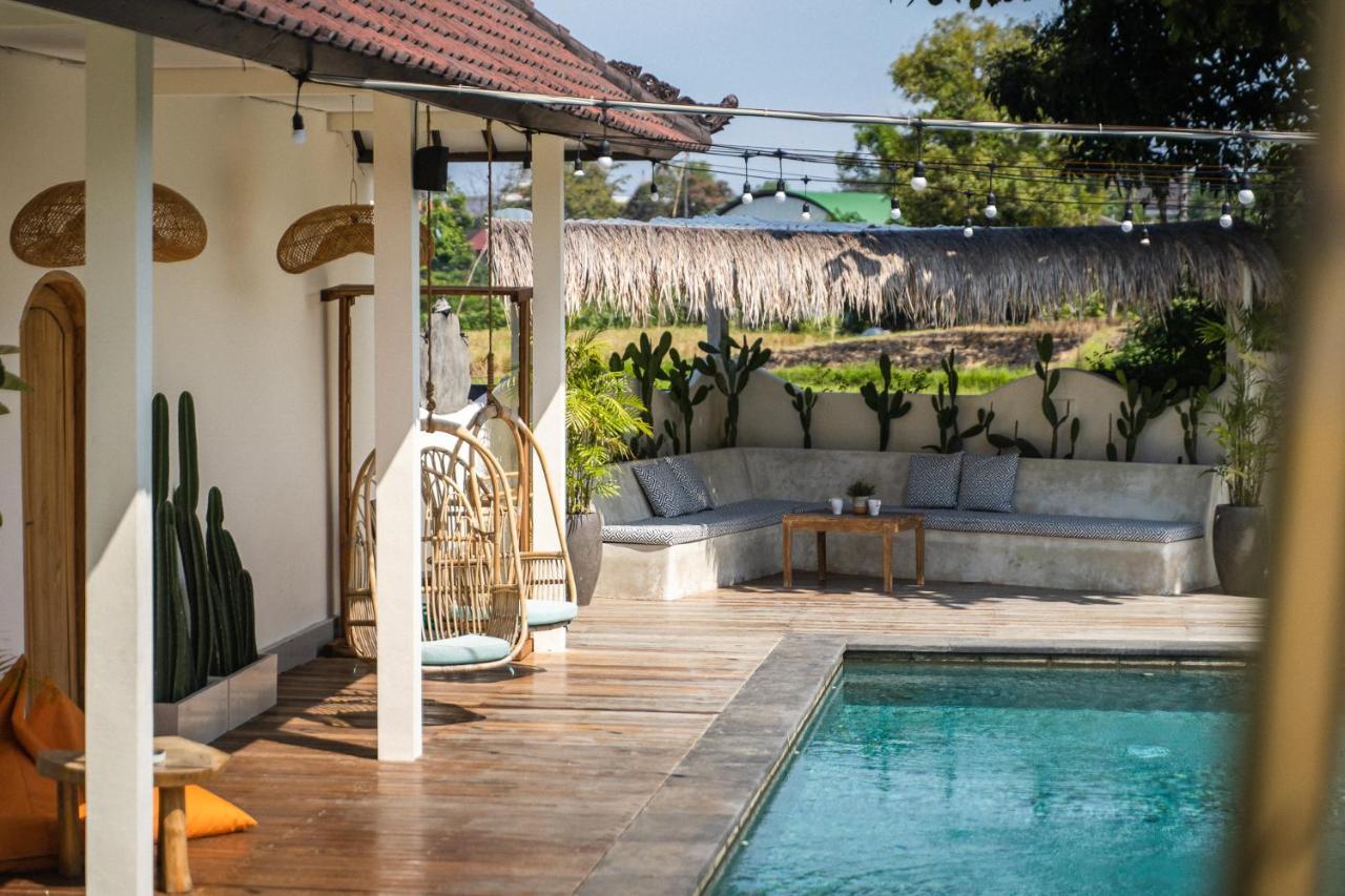 Hotel Shaka Clan Surf Canggu Esterno foto