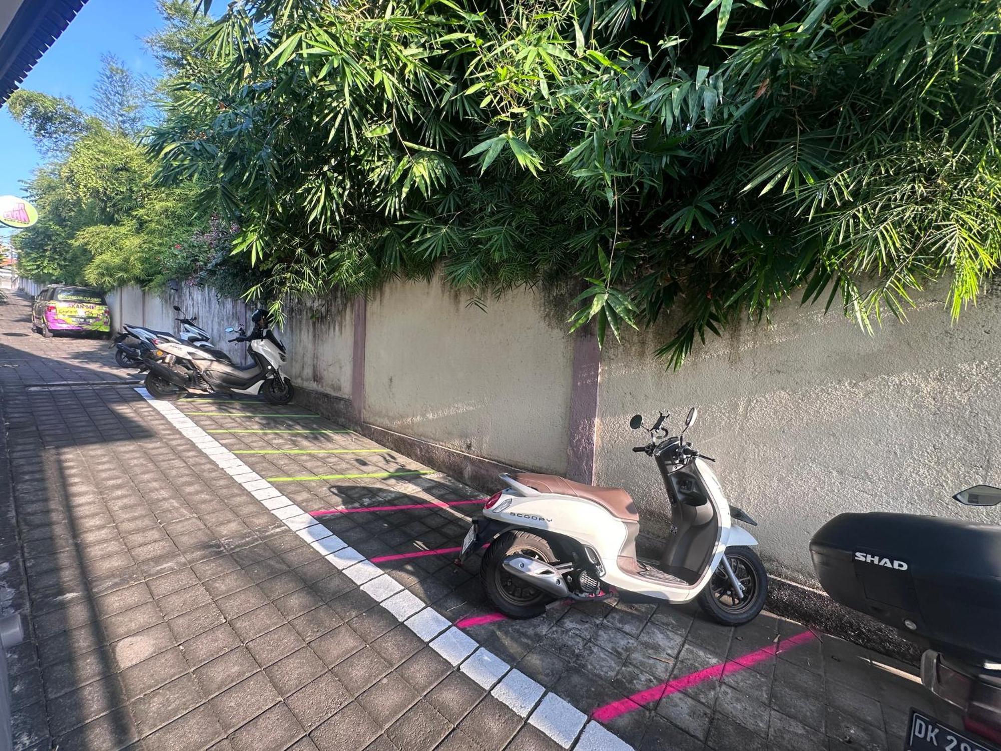 Hotel Shaka Clan Surf Canggu Esterno foto
